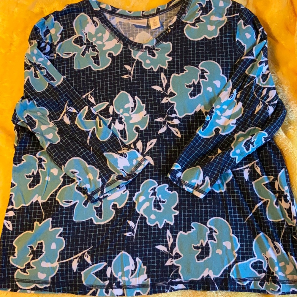 Floral 3/4 Length Shirt